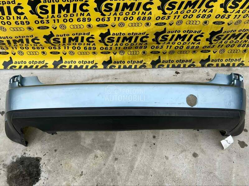 Branik zadnji plavi za Ford C-Max od 2003. do 2007. god.