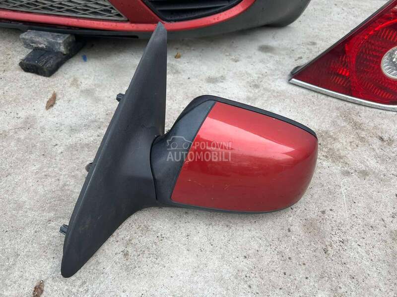 Retrovizor levi bordo za Ford Mondeo od 2000. do 2007. god.
