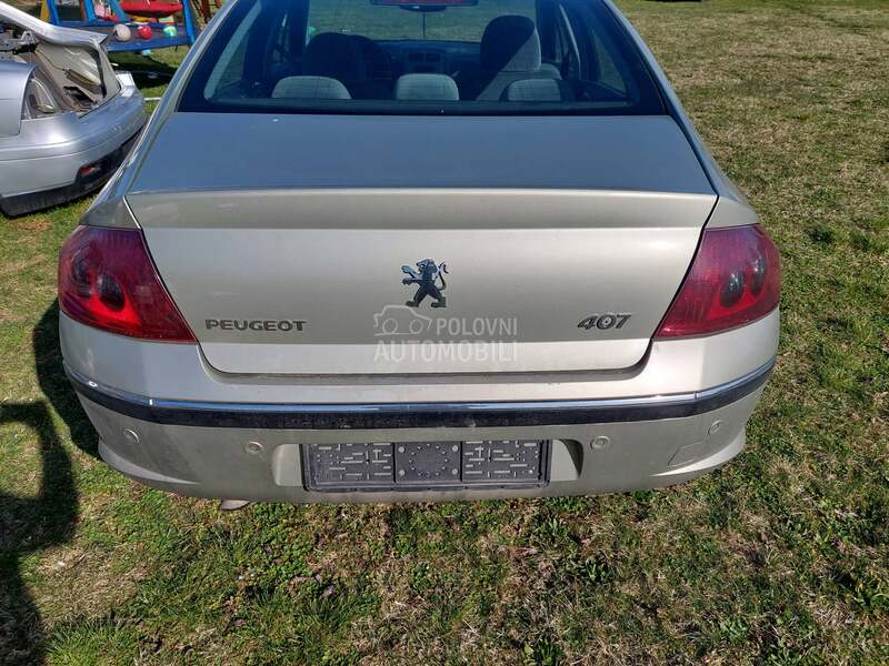stop svetlo levo desno za Peugeot 407