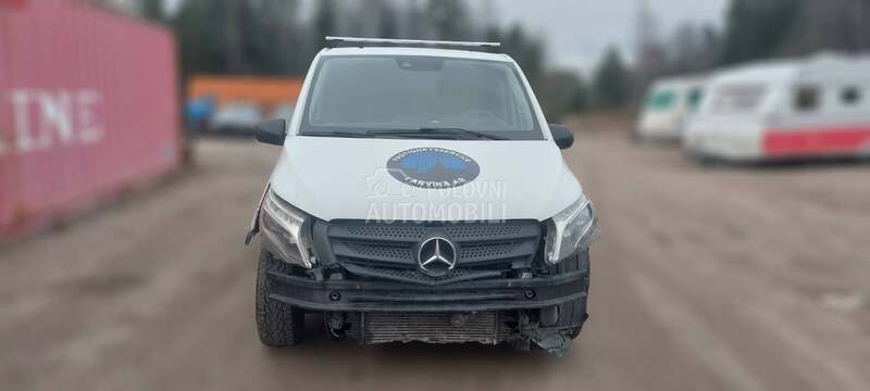 Mercedes Vito 116d W447 Delovi