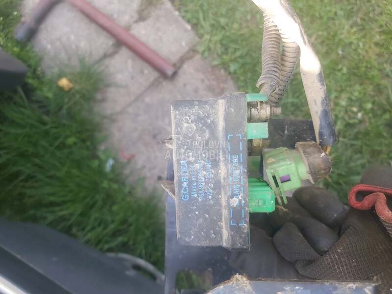 relej grejaca 2.0 hdi 79 kw za Peugeot 406