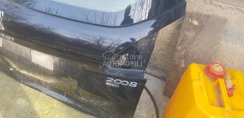 zadnje staklo za Peugeot 2008 od 2010. do 2015. god.