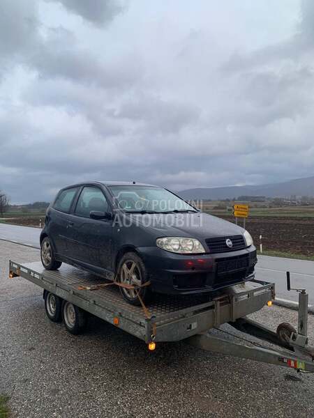 Auto staklo sofersajbna staklo za Fiat Punto od 2004. do 2010. god.