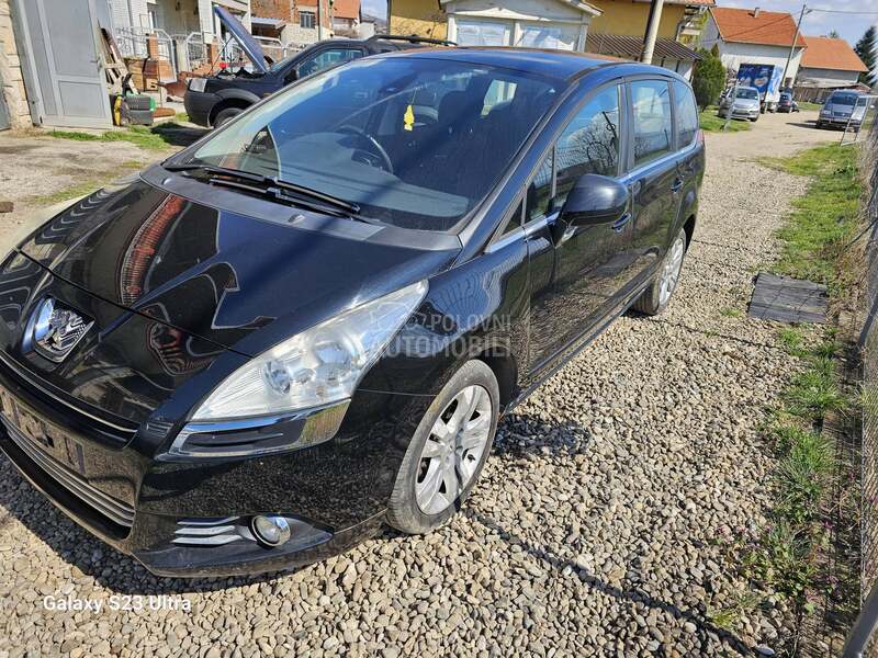 Peugeot 5008 -  kompletan auto u delovima