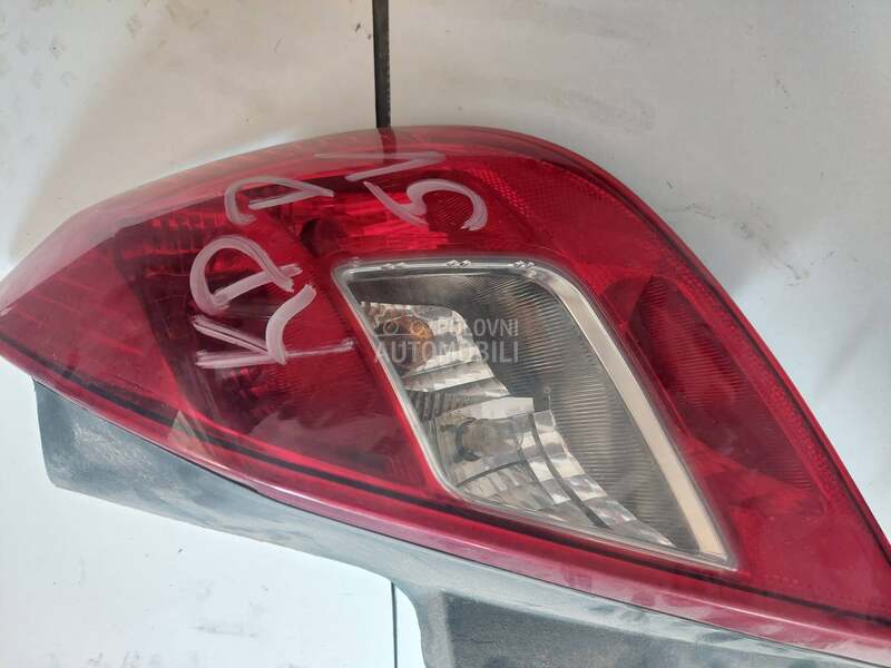 stop svetlo za Opel Corsa D