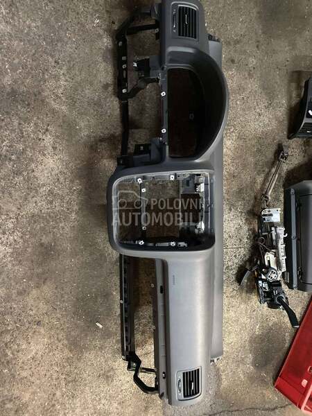 Tabla sa airbagom za Volkswagen Golf 5