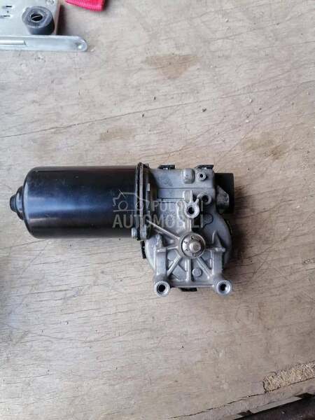 motoric za brisace za Hyundai Tucson od 2004. do 2008. god.