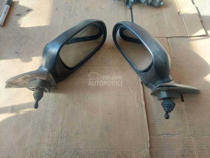 retrovizori za Hyundai Accent od 1994. do 1999. god.