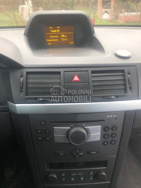 Radio CD30MP3 za Opel Meriva