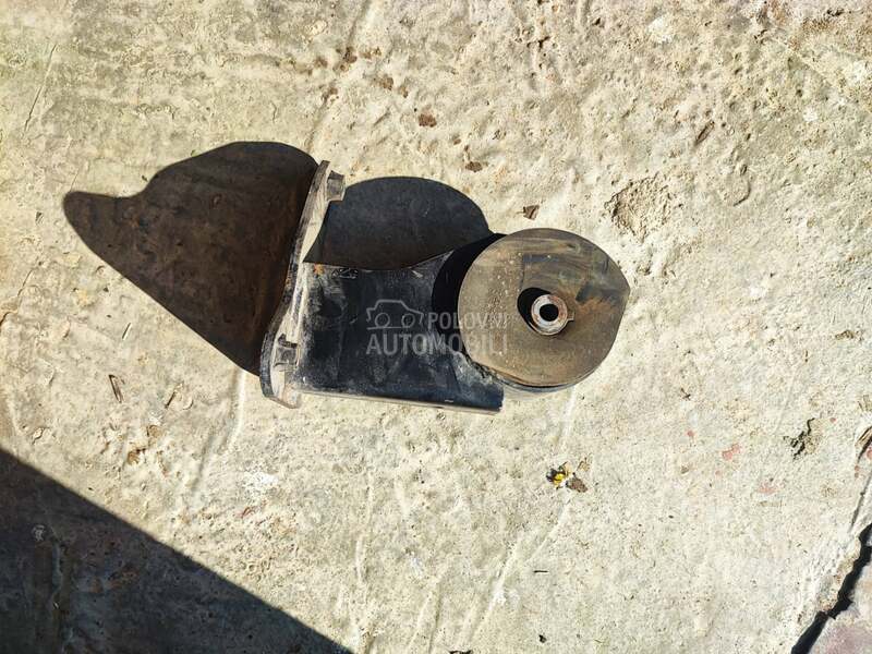 Nosac motora 1.2 benz 4x4 za Suzuki Swift