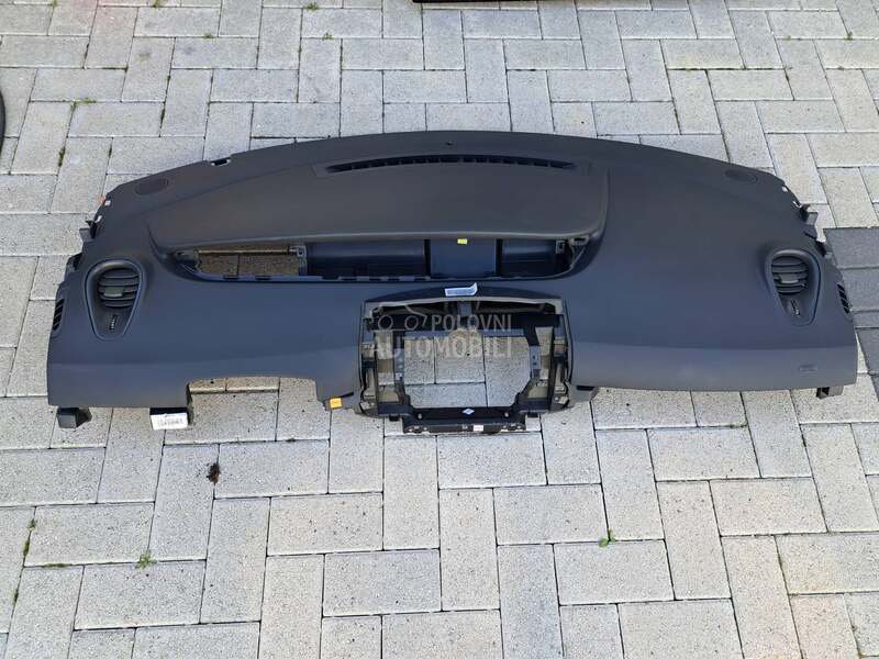 Instrument tabla za Renault Grand Scenic, Scenic od 2003. do 2009. god.