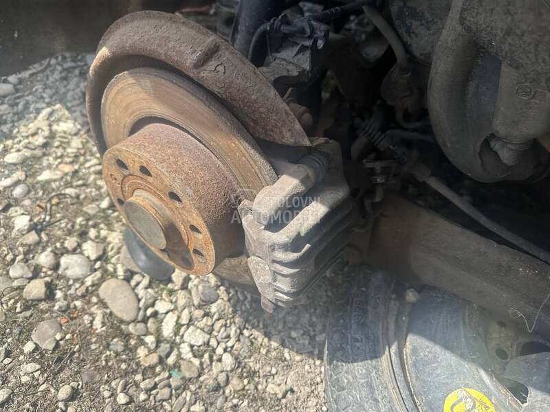 Kociona klesta za Volkswagen Bora, Buba, Corrado ... od 2000. do 2015. god.
