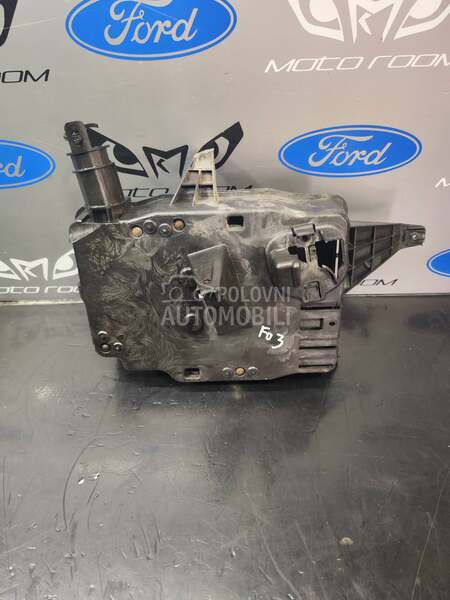 kuciste racunara za Ford C-Max, Focus od 2011. do 2018. god.