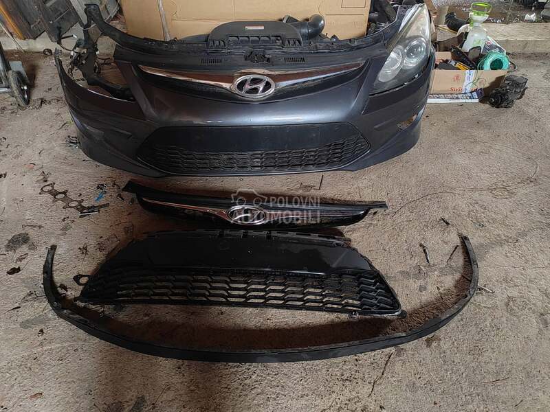 Hyundai i30 1.6crd 2010. god. -  kompletan auto u delovima