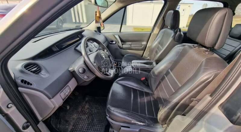 kozni enterijer za Renault Grand Scenic od 2003. do 2008. god.