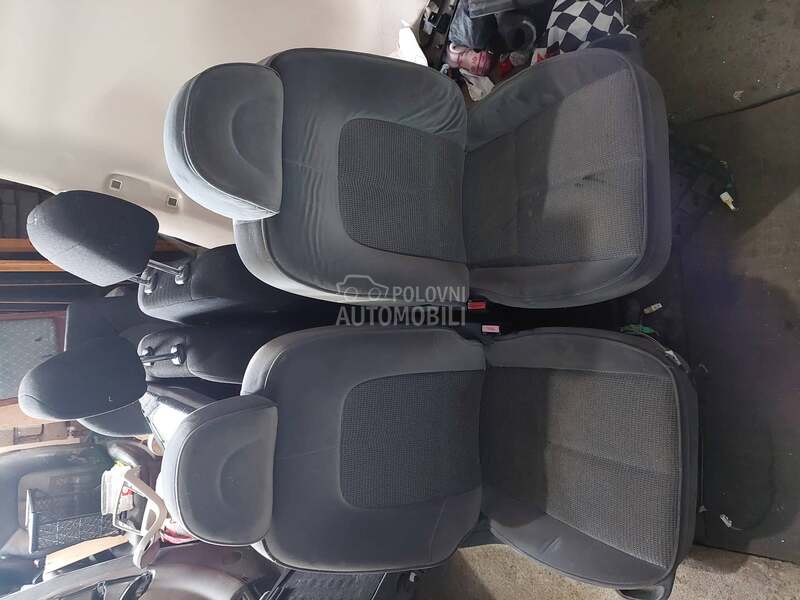 sediste sedista enterijer za Peugeot 407