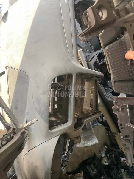Instrument tabla za Audi Q5