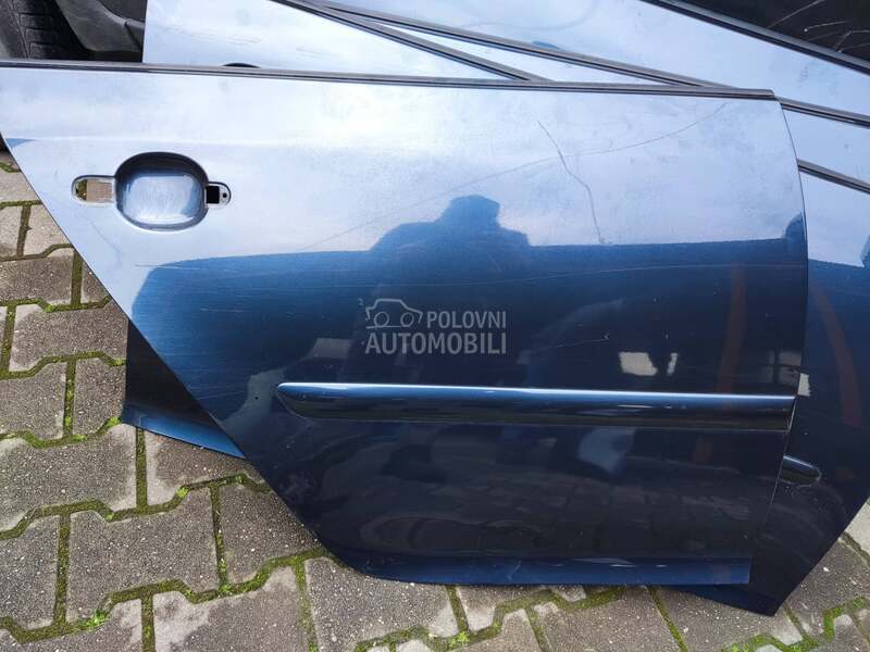 Zadnja desna  vrata za Volkswagen Golf 5