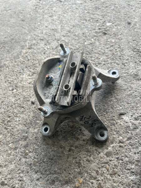 Nosac menjaca ULTRA automatik za Audi A6 od 2014. do 2018. god.