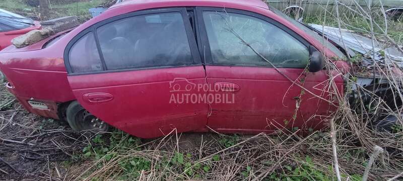 Delovi za Toyota Avensis 1.6 b 1999. god.