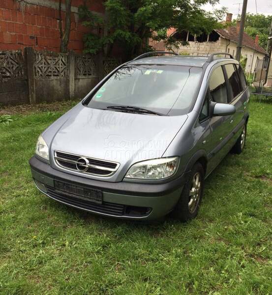Opel Zafira 2.2dti -  kompletan auto u delovima