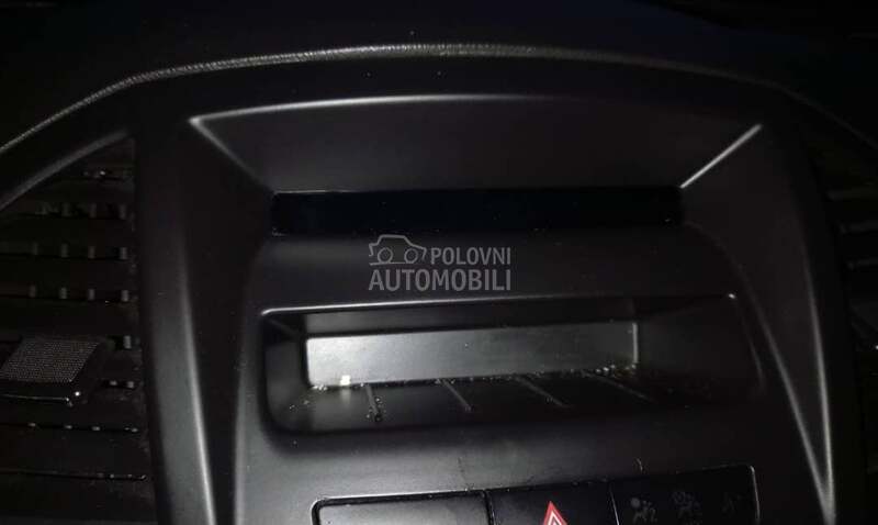 Displej cd300 za Opel Insignia