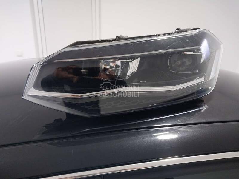 Far  Full Led Levi za Volkswagen Polo od 2017. do 2022. god.