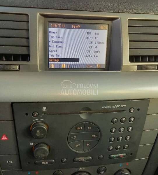 Fabricka navigacija NCDR 2011 za Opel Signum, Vectra C