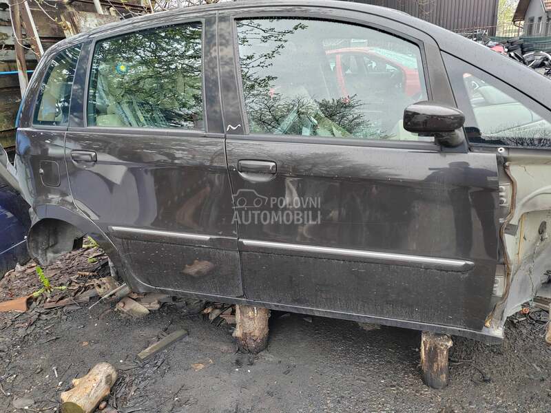 Lancia Musa 1.4b 2005. god. -  kompletan auto u delovima