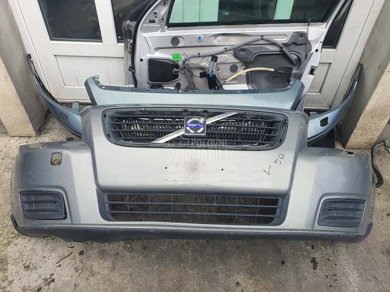Prednji branik za Volvo S40, V50 od 2007. do 2011. god.