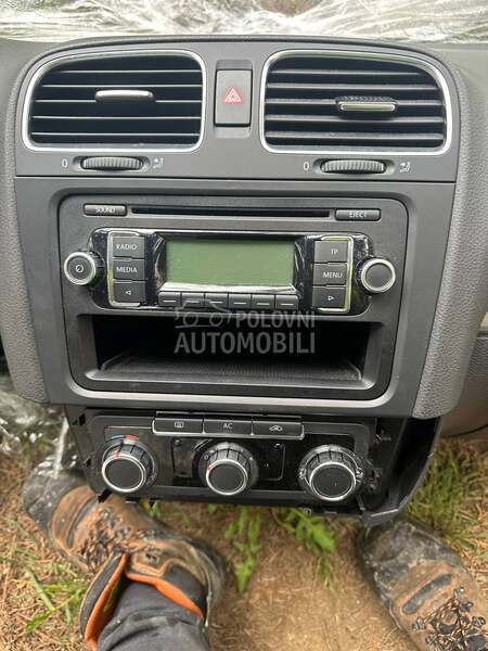 Radio CD mp3 za Volkswagen Caddy, Golf 5, Golf 6 ...