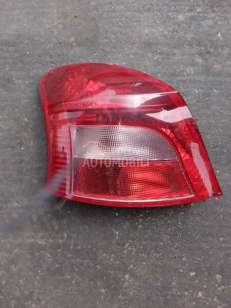 stop lampa za Toyota Yaris od 2005. do 2009. god.