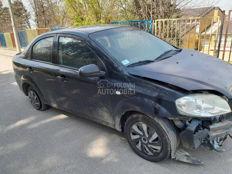 krilo za Chevrolet Aveo