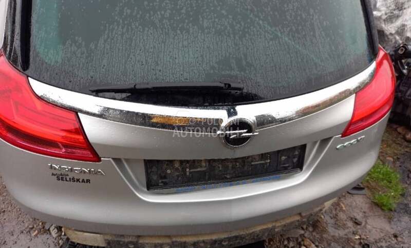 Hrom lajsna gepeka karavan za Opel Insignia