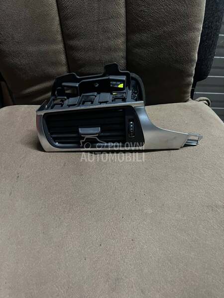 Leva resetka ventilacije za Audi A6 od 2011. do 2018. god.