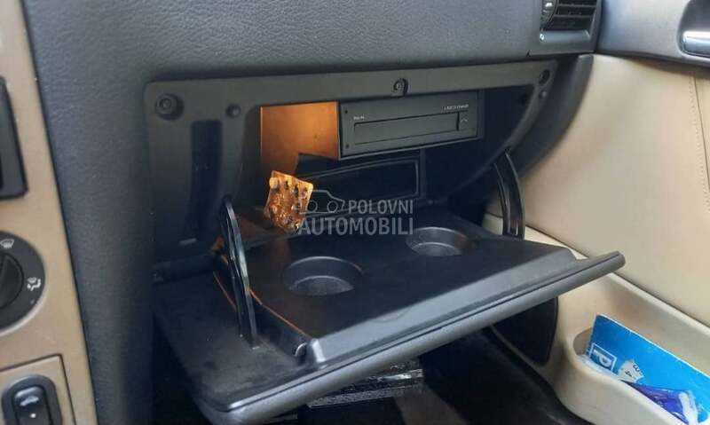 Kaseta sa cd sarzerom za Opel Astra G