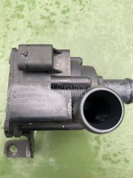 Pomocna pumpa 5Q0 965 561 B za Audi A4, A5, A6