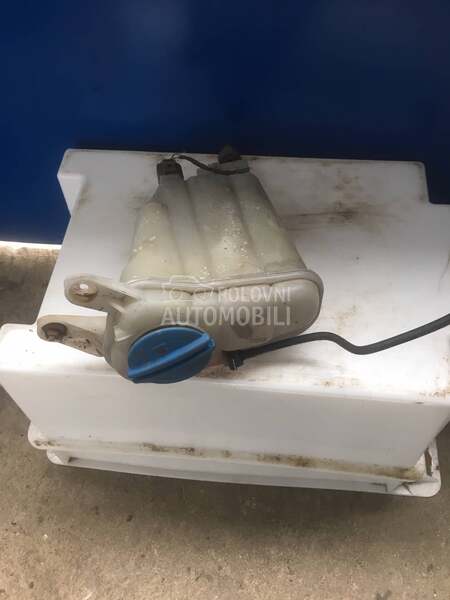 boza za antifriz za Audi A4, A4 Allroad, Q5