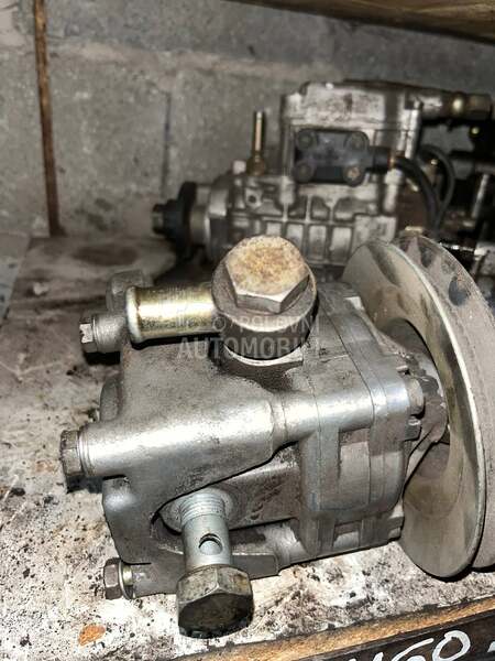 Servo pumpa 1,6 td za Audi 80