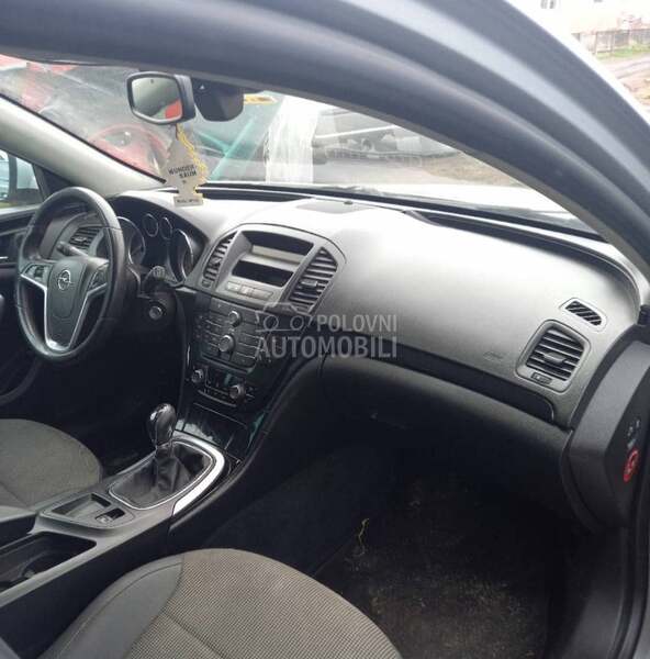 Instrument tabla za Opel Insignia