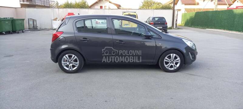 Opel Corsa 2012 photo 3