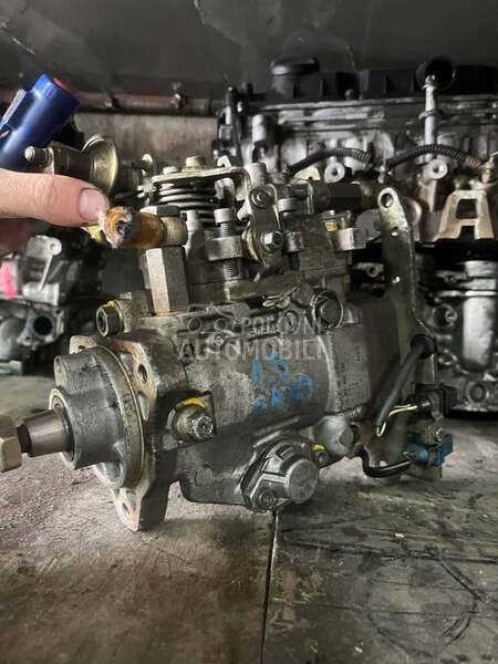 Bosch pumpa 1,5 za Citroen Saxo