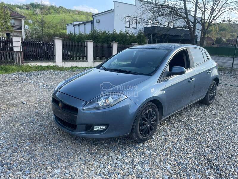 Fiat Bravo -  kompletan auto u delovima