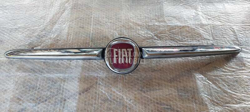 lajsna prednjeg branika za Fiat 500L