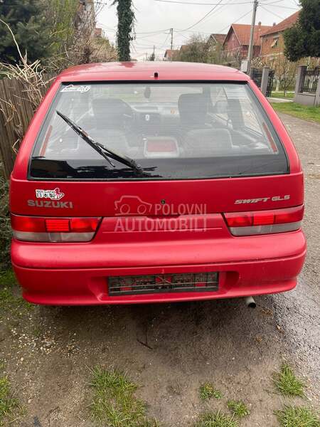 Zadnji Branik za Suzuki Swift od 1996. do 2003. god.