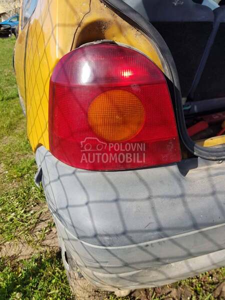 Stop svetla za Renault Twingo