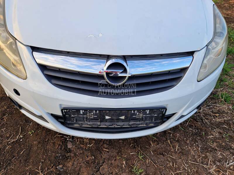 Maska za Opel Corsa D