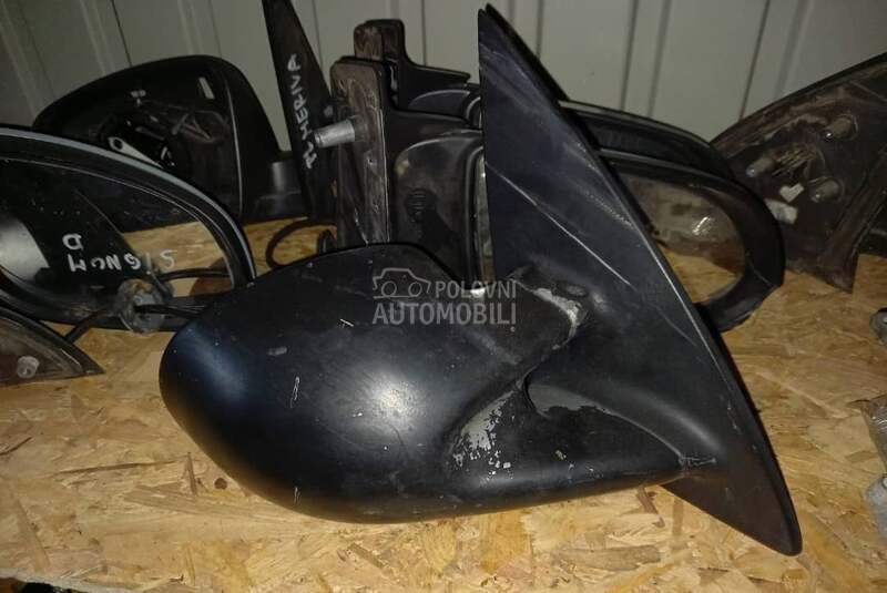 Desni retrovizor za Opel Corsa C