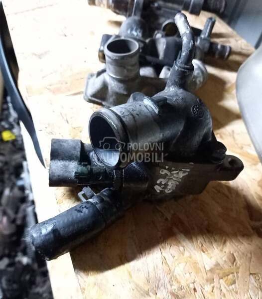 Kuciste termostata 1.7 92kw za Opel Astra H, Astra J, Corsa D ...