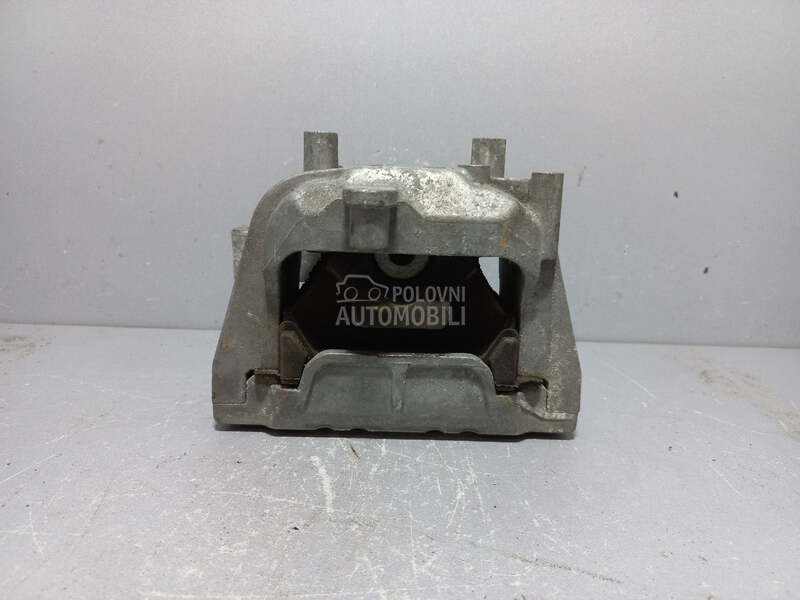 NOSAC MOTORA za Volkswagen Passat B6